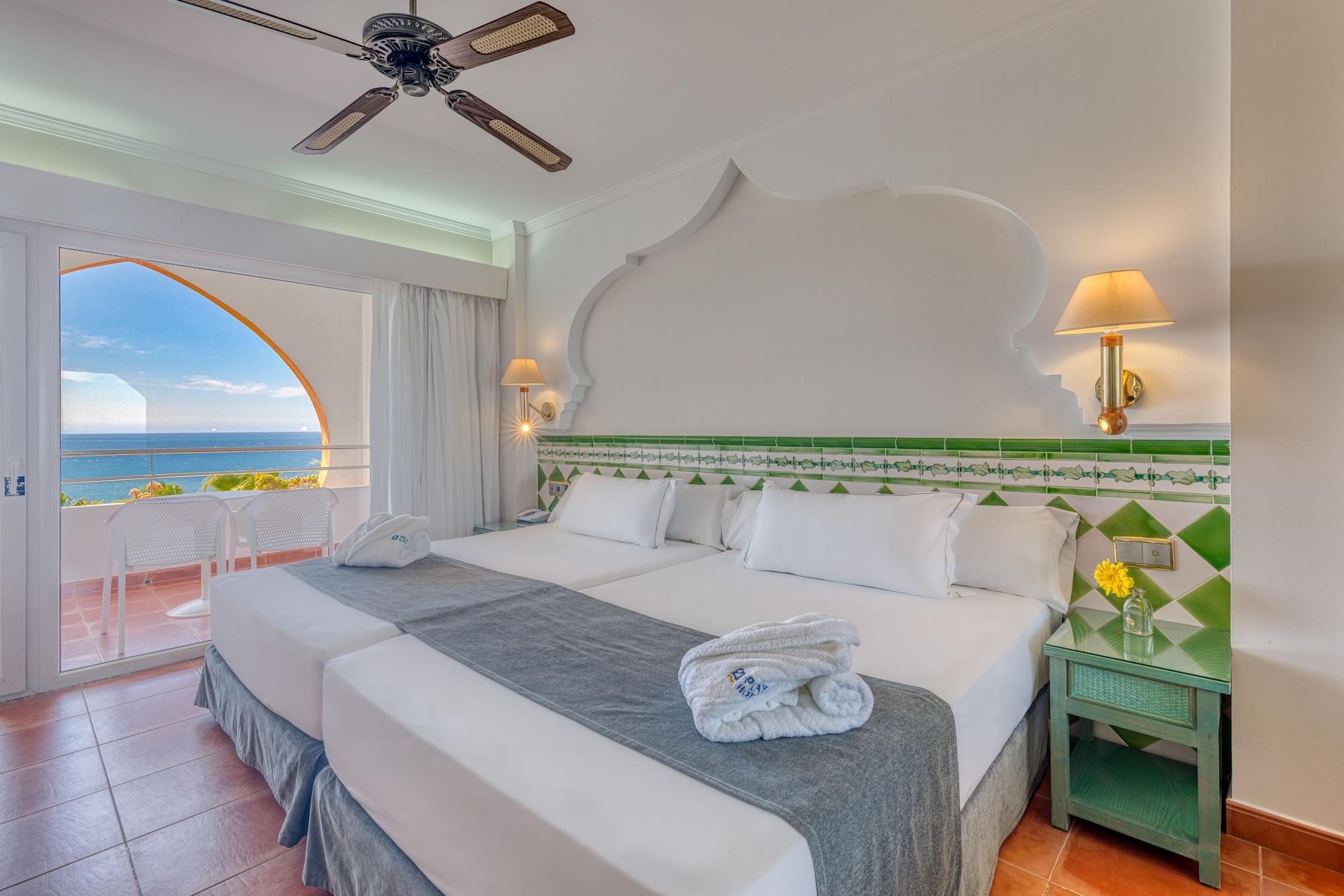 Playacalida Hotel Almunecar Exterior photo