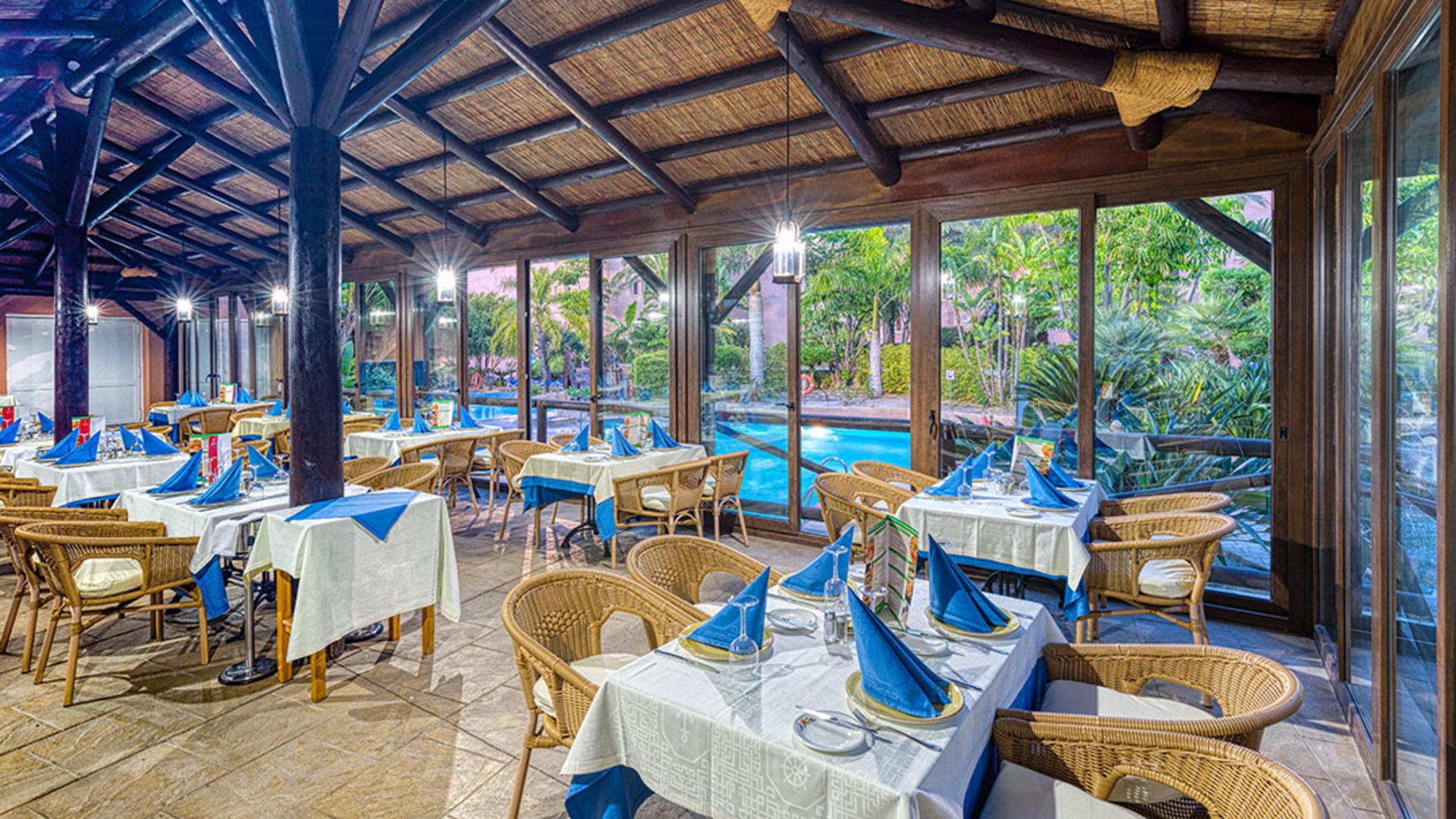 Playacalida Hotel Almunecar Exterior photo