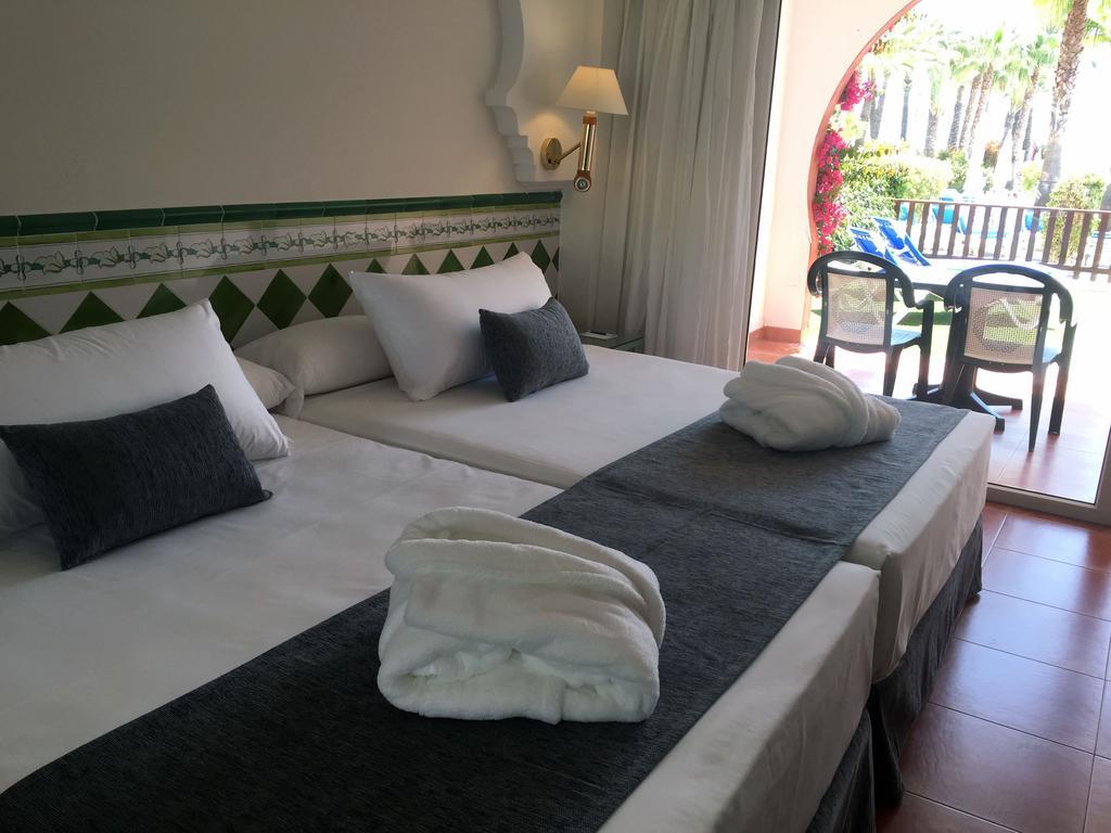 Playacalida Hotel Almunecar Exterior photo